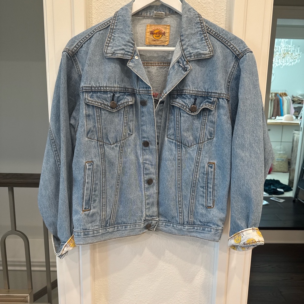 Vintage Hard Rock Cafe Dallas Denim Jacket Size 12 | 90s Embroidered Jean Jacket - Picture 2 of 4